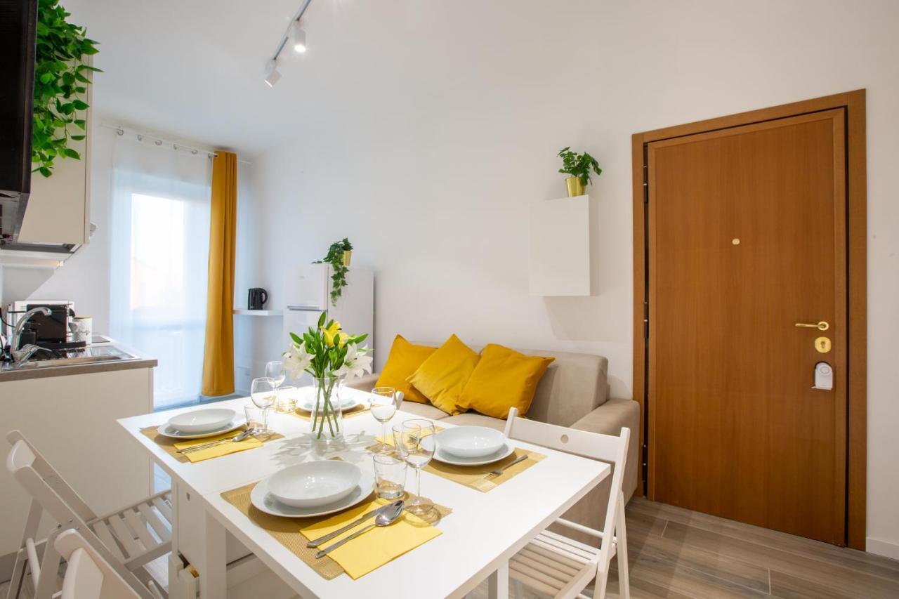 Milano City Apartments - Stylish House Free Wifi-Parking-Airport Exterior foto