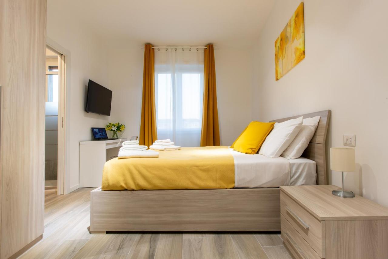 Milano City Apartments - Stylish House Free Wifi-Parking-Airport Exterior foto
